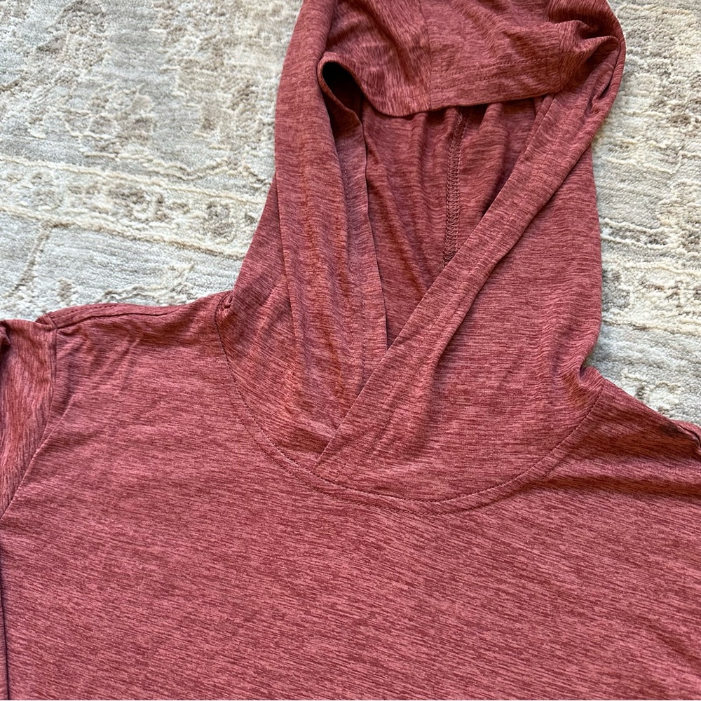 Patagonia Women’s Capilene Cool Daily Red Hoodie Long Sleeve Sweatshirt Outdoor - Picture 4 of 6